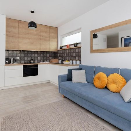 Solvo Apartment With Balcony & Parking Gdansk Przymorze By Noclegi Renters Exterior foto